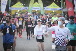 BIB: 
                            <button type="button" onclick="openModal(19554354)" class="btn btn-primary btn-sm float-right btn-popup" data-toggle="modal" data-target=".modal-high-quality">
                        <i class="fas fa-shopping-cart"></i> Add to Cart
                    </button>
                                            <button type="button" onclick="isThisMe(19554354, true)" class="btn btn-success btn-sm float-right btn-popup btn-isme hidden" data-toggle="tooltip" data-placement="bottom" title="นี่คือรูปของคุณใช่ไหม คลิกที่นี่เพื่อเอาเข้าอัลบั้ม">
                        <i class="fas fa-plus"></i> Add to album
                    </button>
                    <button type="button" onclick="isThisMe(19554354, false)" class="btn btn-warning btn-sm float-right btn-popup btn-isnotme hidden">
                        <i class="fas fa-ban"></i> Remove from album
                    </button>